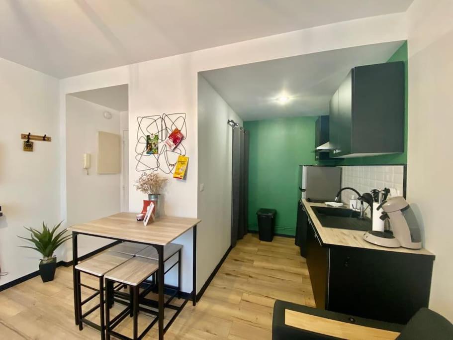 פואטייה Clos Pasteur Modern For 4 People מראה חיצוני תמונה